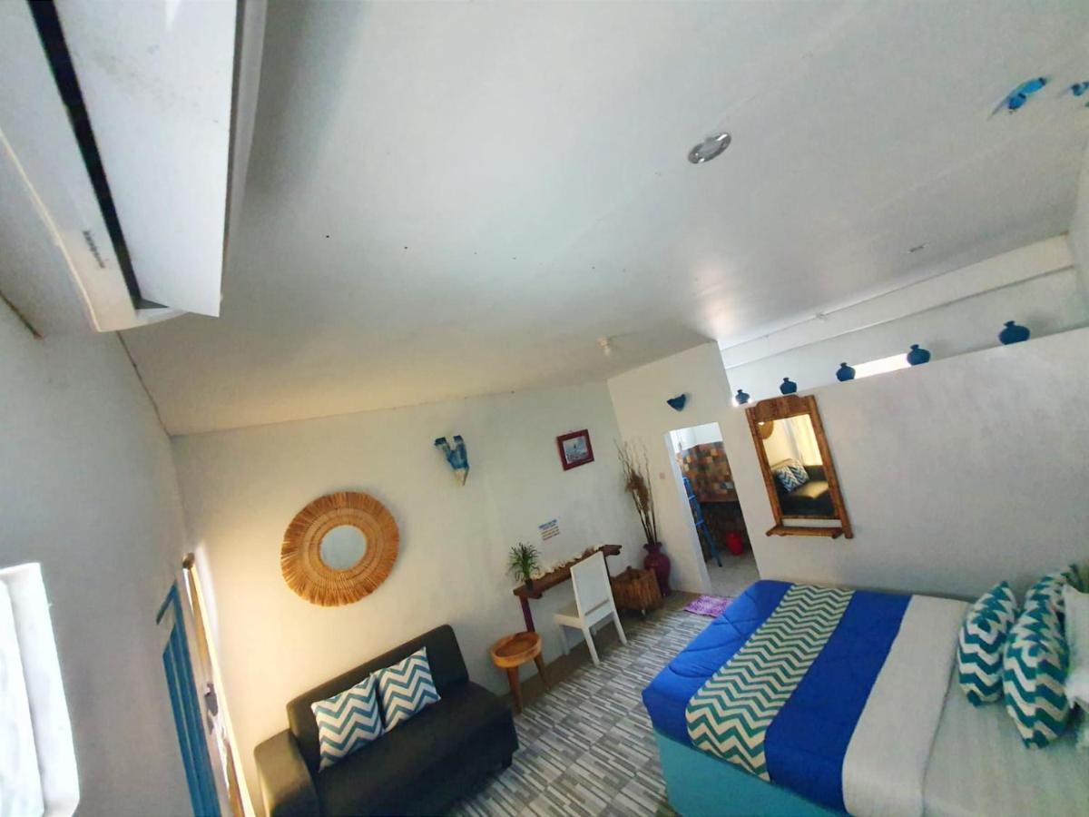 Blue Coral Homestay Karimunjawa Ngoại thất bức ảnh